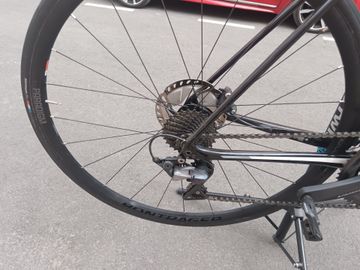 Tweedehands Trek José Raúl 2022 Road & Gravel — afbeelding 2 van 12