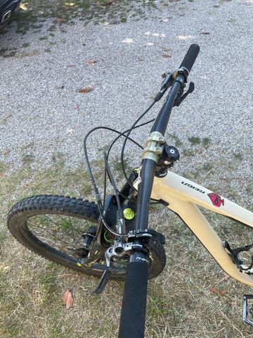 Giant Reign SX 1 2019 2019 Mountainbike usato, Bianco — immagine 7 di 7