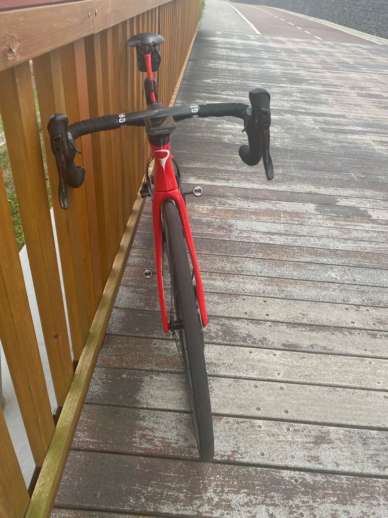 Used Pinarello DOGMA F SUPER RECORD EPS Disc 2022 2022 Road & Gravel, Red — image 10 of 11