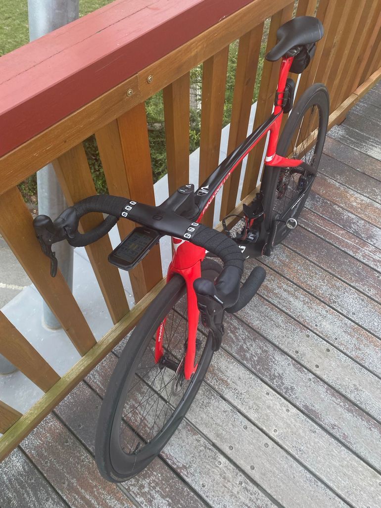 Used Pinarello DOGMA F SUPER RECORD EPS Disc 2022 2022 Road & Gravel, Red — image 9 of 11
