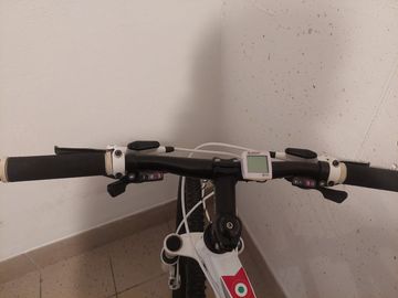 Used Bianchi 5100 2012 Mountainbike, White, 26 — image 6 of 6