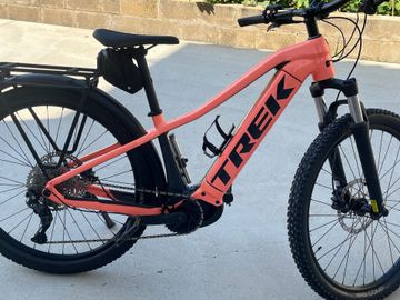 Tweedehands Trek Powerfly Shimano Deore 2023 Mountainbike — afbeelding 7 van 12