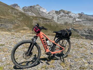 Tweedehands Trek Powerfly Shimano Deore 2023 Mountainbike — afbeelding 5 van 12