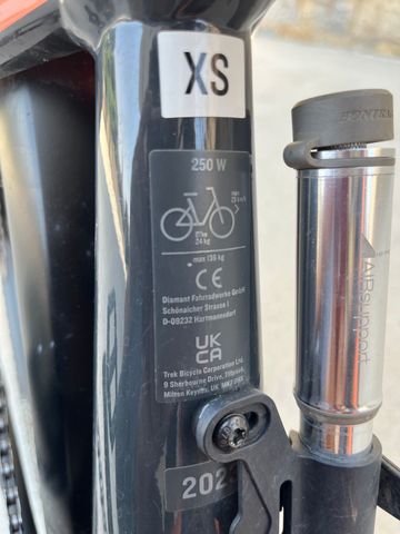 Tweedehands Trek Powerfly Shimano Deore 2023 Mountainbike — afbeelding 9 van 12