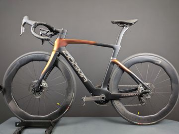 Brugt Pinarello Dogma SRAM Red eTap AXS 2025 Road & Gravel — billede 2 af 6