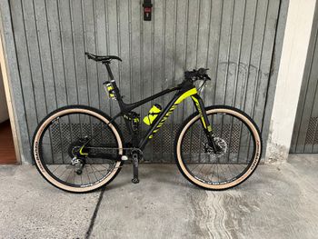 Used Canyon Lux Cf 9.9 2015 MTB
