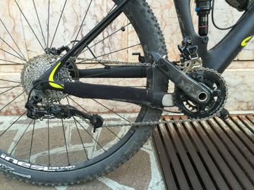 Used Canyon Lux Cf 9.9 2015 Mountainbike, Black — image 3 of 6