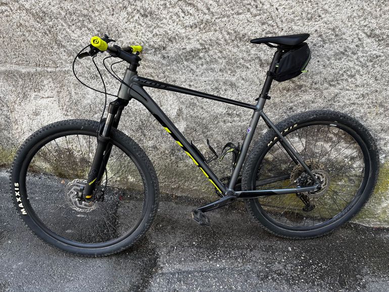Scott Scale 980 2021 Mountainbike usato, Nero — immagine 2 di 9