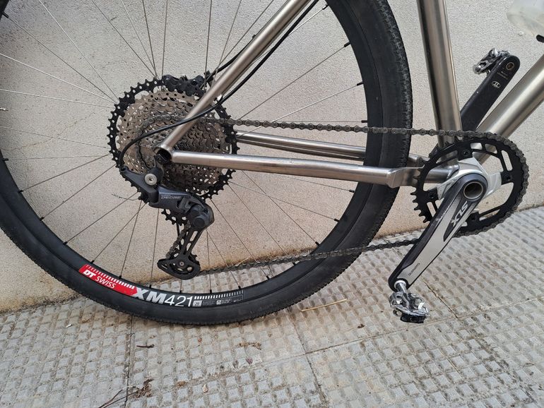 Used Titus Fireline Evo 2017 Mountainbike, Light Gray — image 3 of 7