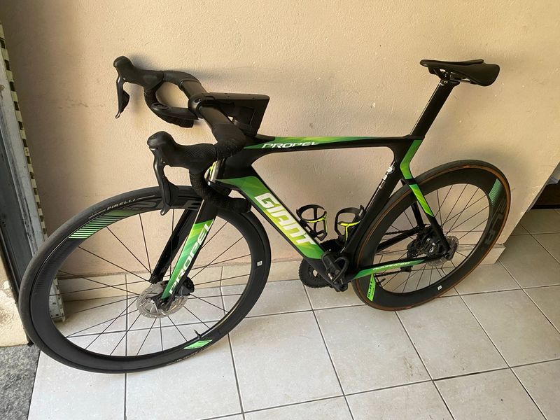 Używany Giant Propel Shimano Ultegra Di2 2021 Road & Gravel — zdjęcie 2 z 4