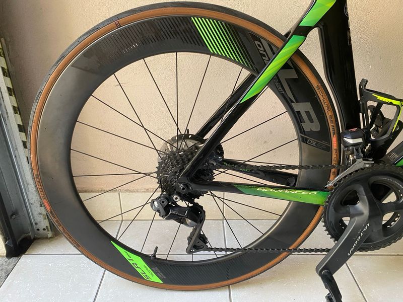 Używany Giant Propel Shimano Ultegra Di2 2021 Road & Gravel — zdjęcie 3 z 4
