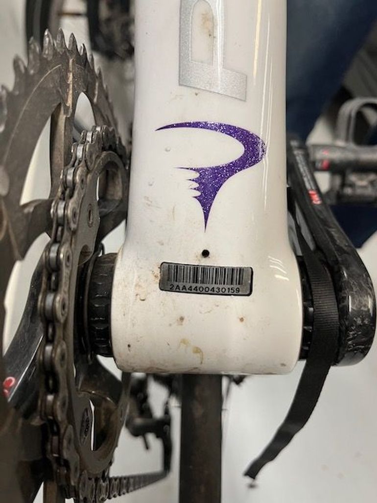 Used Pinarello Dogma 60.1 2010 2010 Road & Gravel, White — image 6 of 6