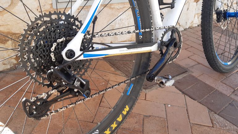 Used Trek Superfly 9.7 2014 2014 Mountainbike, White, 29 — image 2 of 6