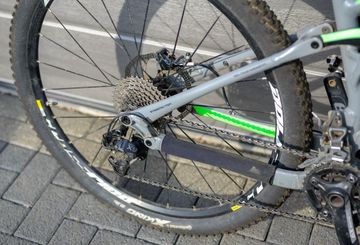 Used Canyon Nerve AL 2014 Mountainbike, Light Gray — image 4 of 10
