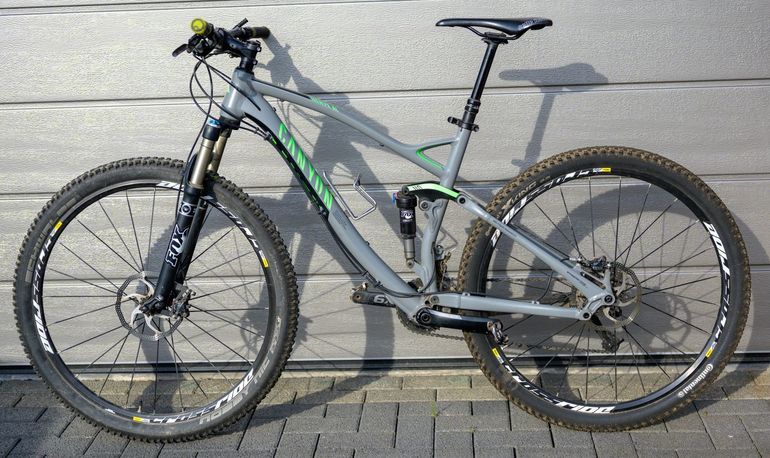 Used Canyon Nerve AL 2014 Mountainbike, Light Gray — image 2 of 10