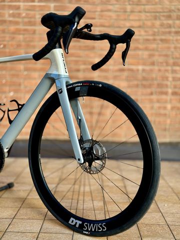 Brugt Focus IZALCO MAX 9.8 2024 2024 Road & Gravel — billede 4 af 5