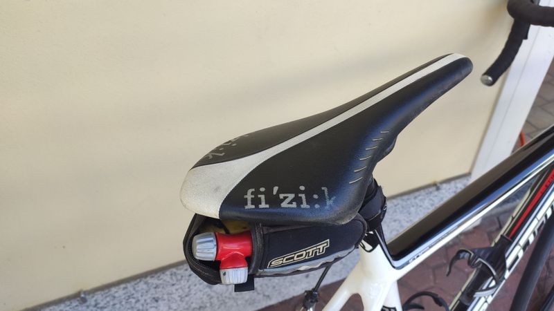 Scott R2 2010 2010 Road & Gravel usato, Nero — immagine 5 di 6