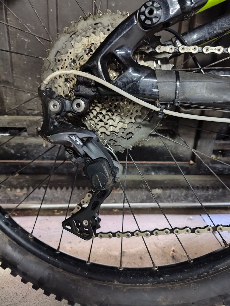 Used Cannondale Jekyll 2015 Mountainbike, Negro — image 15 of 18