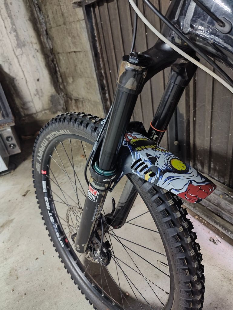 Used Cannondale Jekyll 2015 Mountainbike, Negro — image 6 of 18