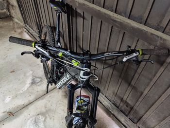 Used Cannondale Jekyll 2015 Mountainbike, Negro — image 11 of 18