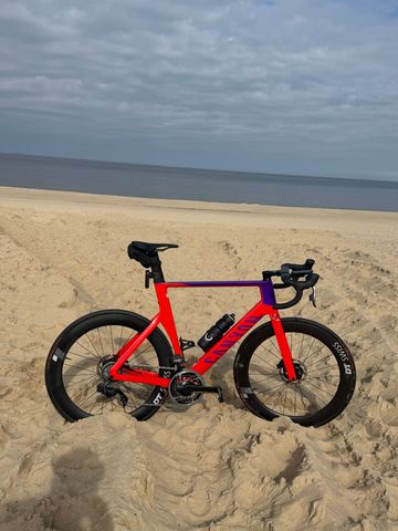 Used Canyon Aeroad SRAM Force eTap AXS 2023 Road & Gravel, Red — image 6 of 6