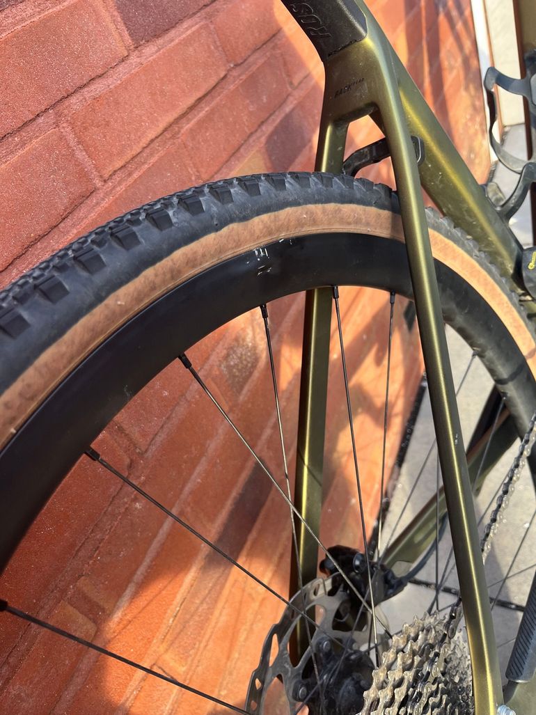 Used Rose Backroad Shimano 105 Di2 2024 Road & Gravel, Green — image 15 of 17