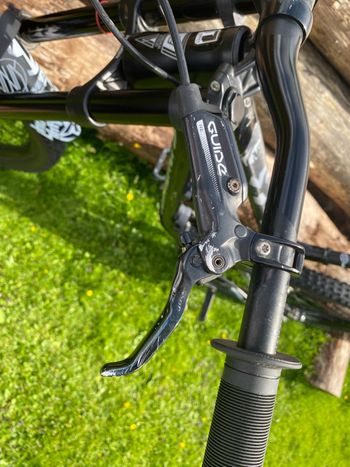 Used Commencal Furious 2018 Mountainbike, Black — image 7 of 7