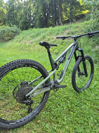 Tweedehands Rocky Mountain Altitude Other Shimano - Mountainbike 2022 Mountainbike — afbeelding 3 van 6