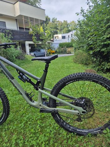 Tweedehands Rocky Mountain Altitude Other Shimano - Mountainbike 2022 Mountainbike — afbeelding 6 van 6