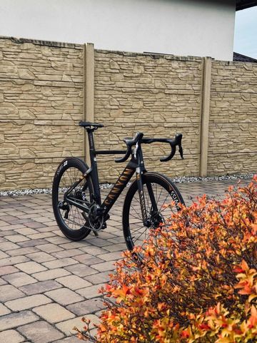 Used Canyon Aeroad SRAM Red eTap AXS 2023 Road & Gravel