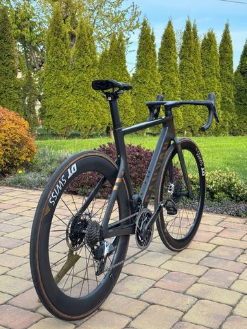 Gebrauchtes Canyon Aeroad SRAM Red eTap AXS 2023 Road & Gravel, Schwarz — Bild 2 von 7