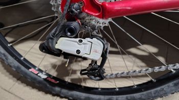 Used Rocky Mountain Element Team SC 2004 Mountainbike, White, 26 — image 30 of 32