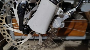 Used Rocky Mountain Element Team SC 2004 Mountainbike, White, 26 — image 24 of 32