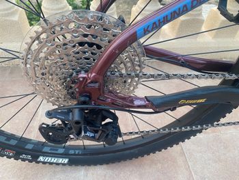Kona Kahuna DL 2024 Mountainbike d'occasion — image 6 sur 6