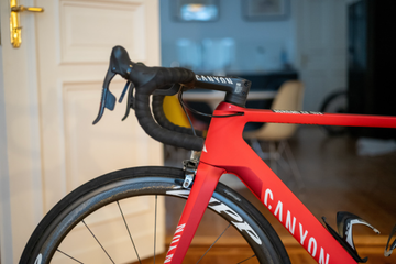 Used Canyon Aeroad CF SLX 8 AXS 2025 2025 Road & Gravel, Red — image 5 of 8