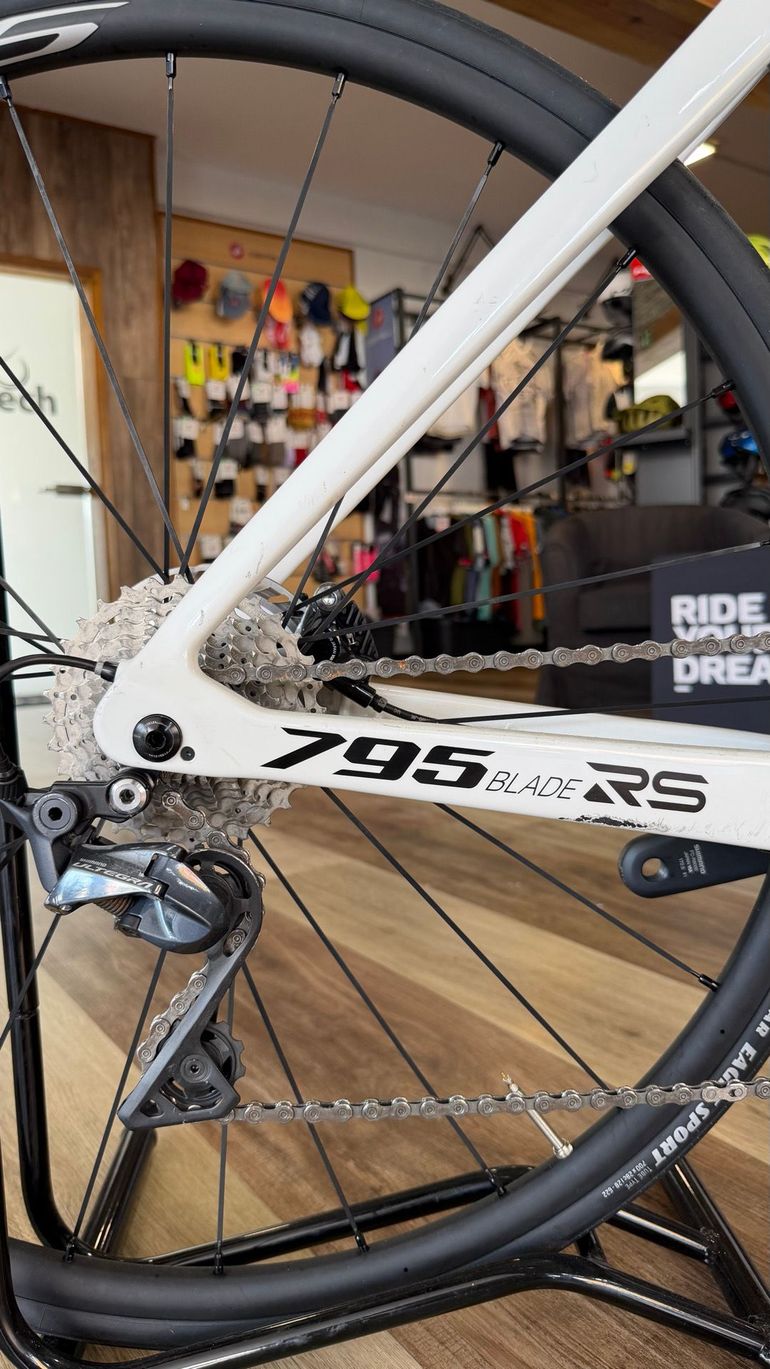 Used Look 795 BLADE RS DISC PROTEAM 2023 Road & Gravel, White — image 4 of 8
