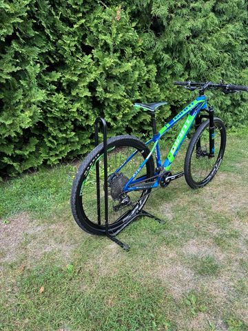 Used Giant XTC Slr 2016 Mountainbike, Blue — image 2 of 9