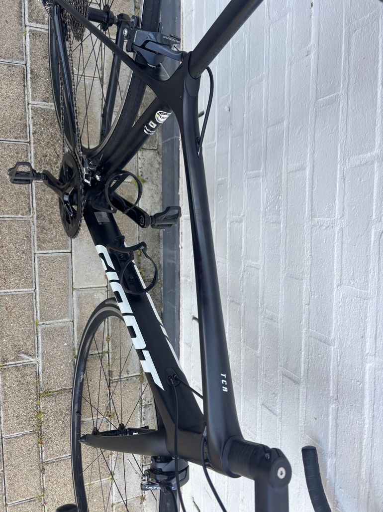 Used Giant Tcr Shimano Ultegra 2021 Road & Gravel — image 5 of 7
