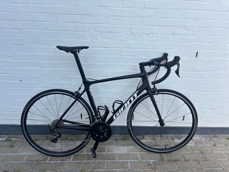 Used Giant Tcr Shimano Ultegra 2021 Road & Gravel — image 1 of 7