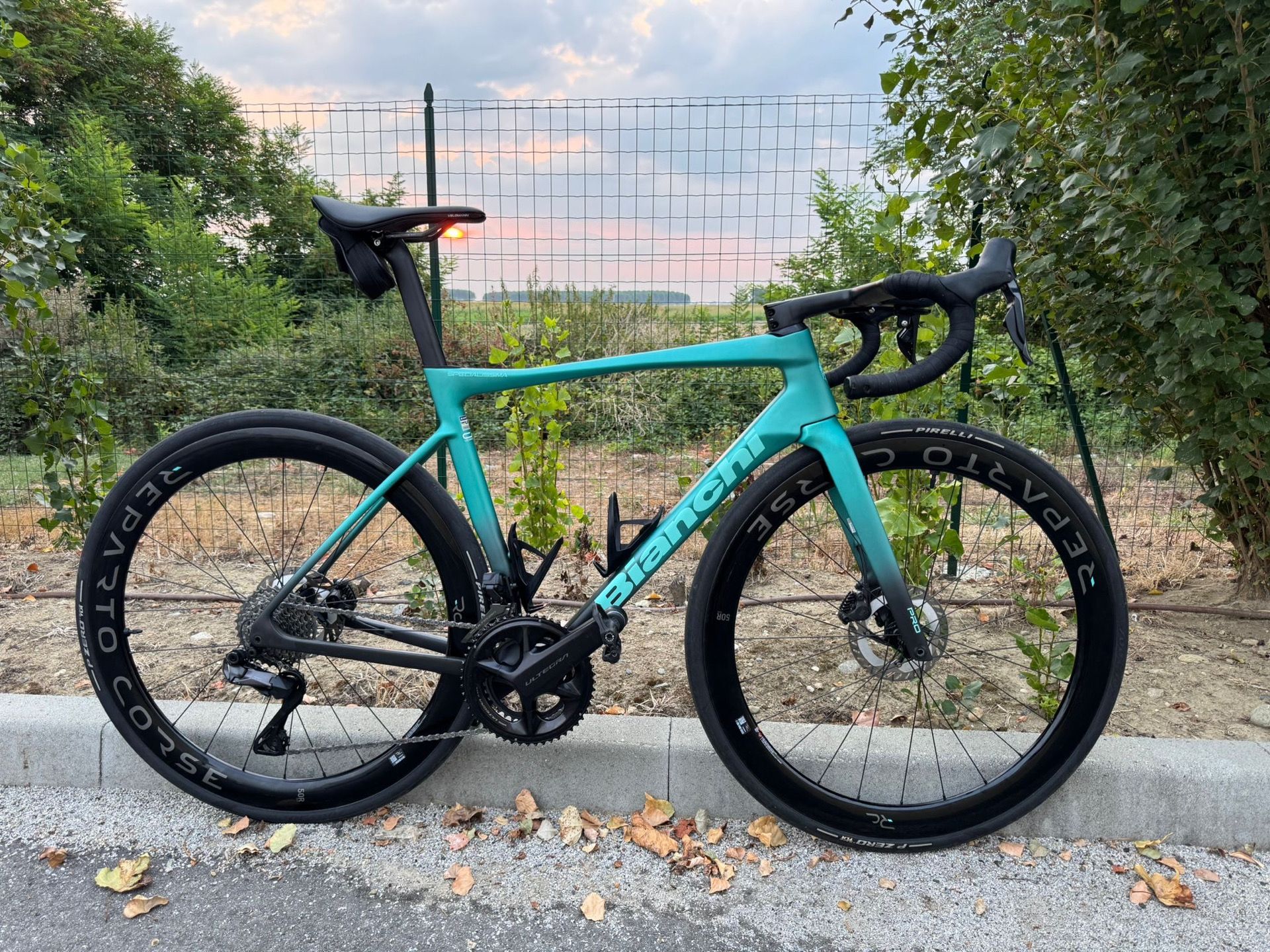 Bianchi Specialissima PRO Ultegra Di2 2024 | buycycle