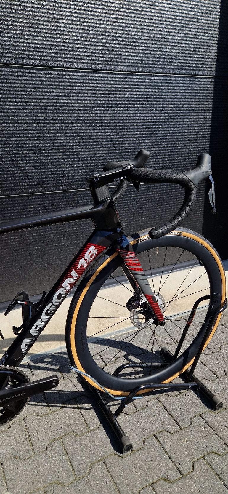 Used Argon 18 Sum Pro Shimano Ultegra Di2 2024 2024 Road & Gravel, Black — image 4 of 9