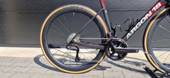 Used Argon 18 Sum Pro Shimano Ultegra Di2 2024 2024 Road & Gravel, Black — image 3 of 9