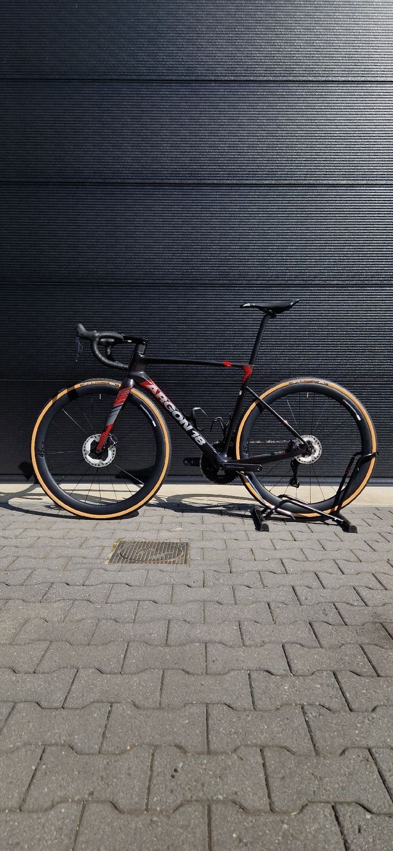 Used Argon 18 Sum Pro Shimano Ultegra Di2 2024 2024 Road & Gravel, Black — image 2 of 9