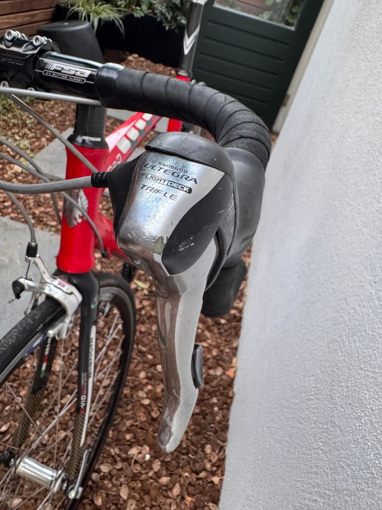 Used Bianchi Via Nirone 7 Coast 2 Coast 2008 Road & Gravel — image 8 of 12