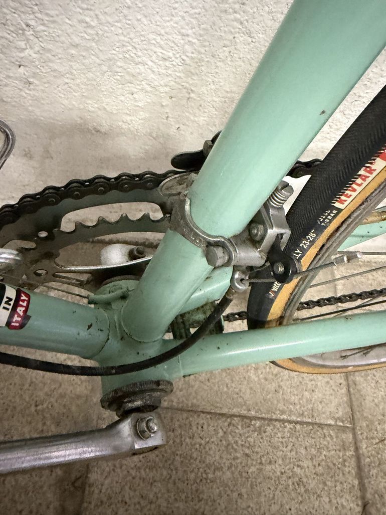 Used Bianchi Sprint 1974 1974 Road & Gravel, Verde — image 8 of 12