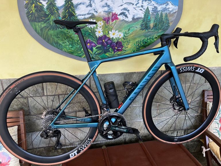 Canyon Ultimate CF SLX Di2 2025 2025