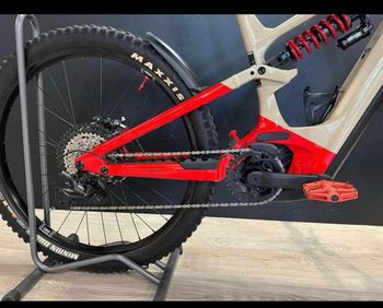 Used Cannondale Moterra Neo LT Carbon 1 2024 2024 Mountainbike, Red, 29 — image 4 of 5