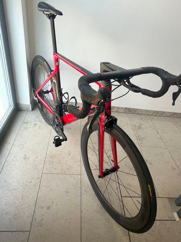 Used Canyon CF SLX 2018 Road & Gravel, Red — image 12 of 13