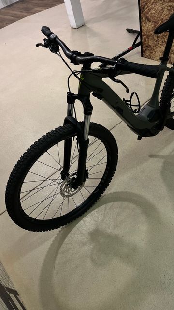 Specialized Turbo Levo Hardtail 2020 2020 Mountainbike d'occasion — image 6 sur 9
