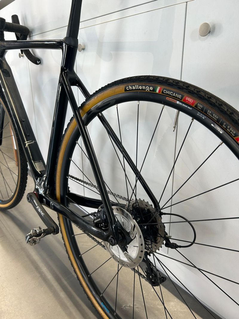 Liv CX Brava Advanced Pro 2 2021 Road & Gravel usato, Nero — immagine 7 di 11